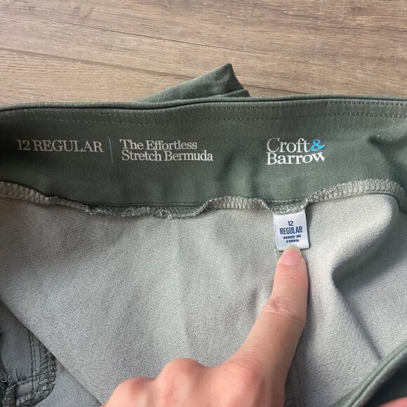 Women's Croft & Barrow® Effortless Stretch Bermuda Shorts Size 12 - Picture 5 of 6